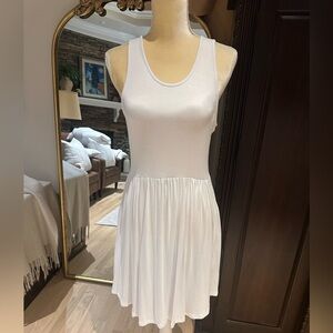 White Sleeveless Dress
